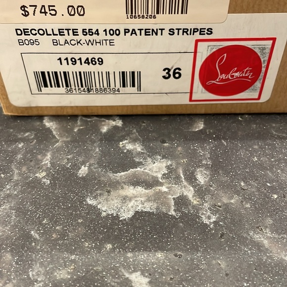 Christian Louboutin décolleté patent stripes heel size 6. Like new - Picture 5 of 5